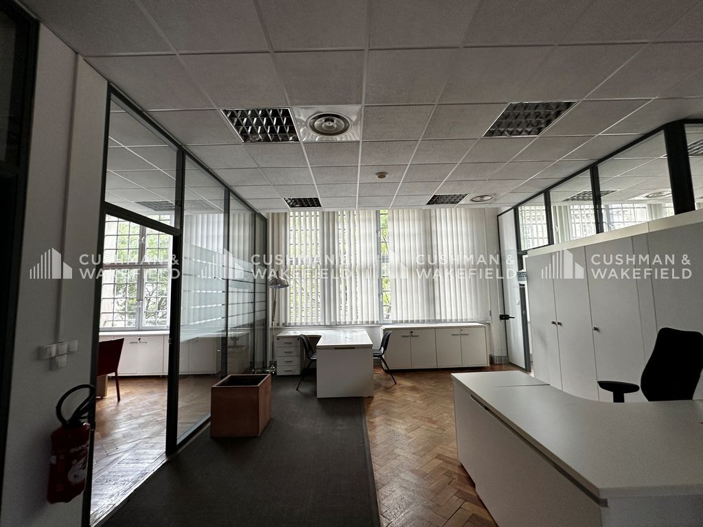Location bureaux 460 m² divisibles à partir de 214 m²