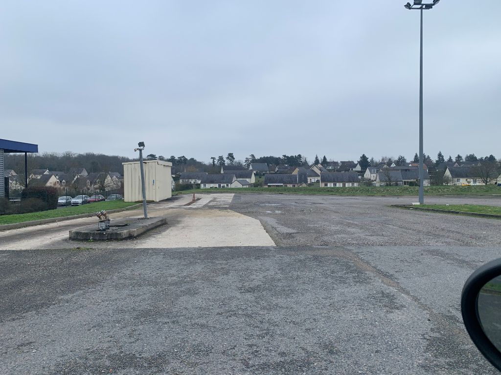 LOCHES TERRAIN A VENDRE 5308 M²