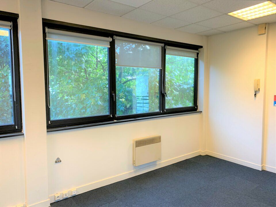 SAINT AVERTIN BUREAUX A LOUER 57 M² 