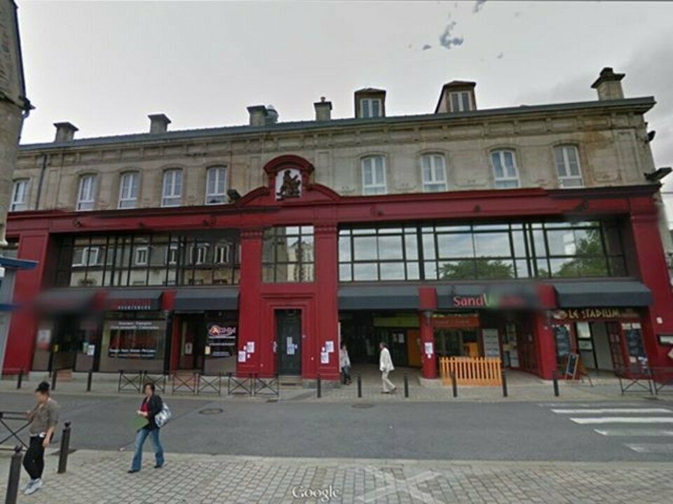 Location bureaux 2600 m² non divisibles