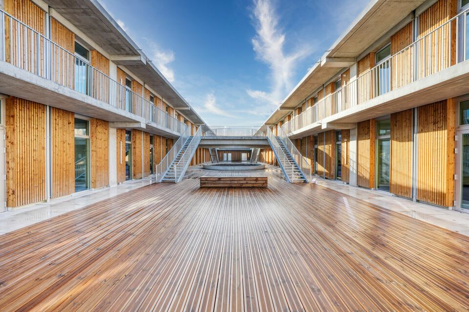 Bureaux de 5 899 m² divisibles à partir de 200 m² à louer