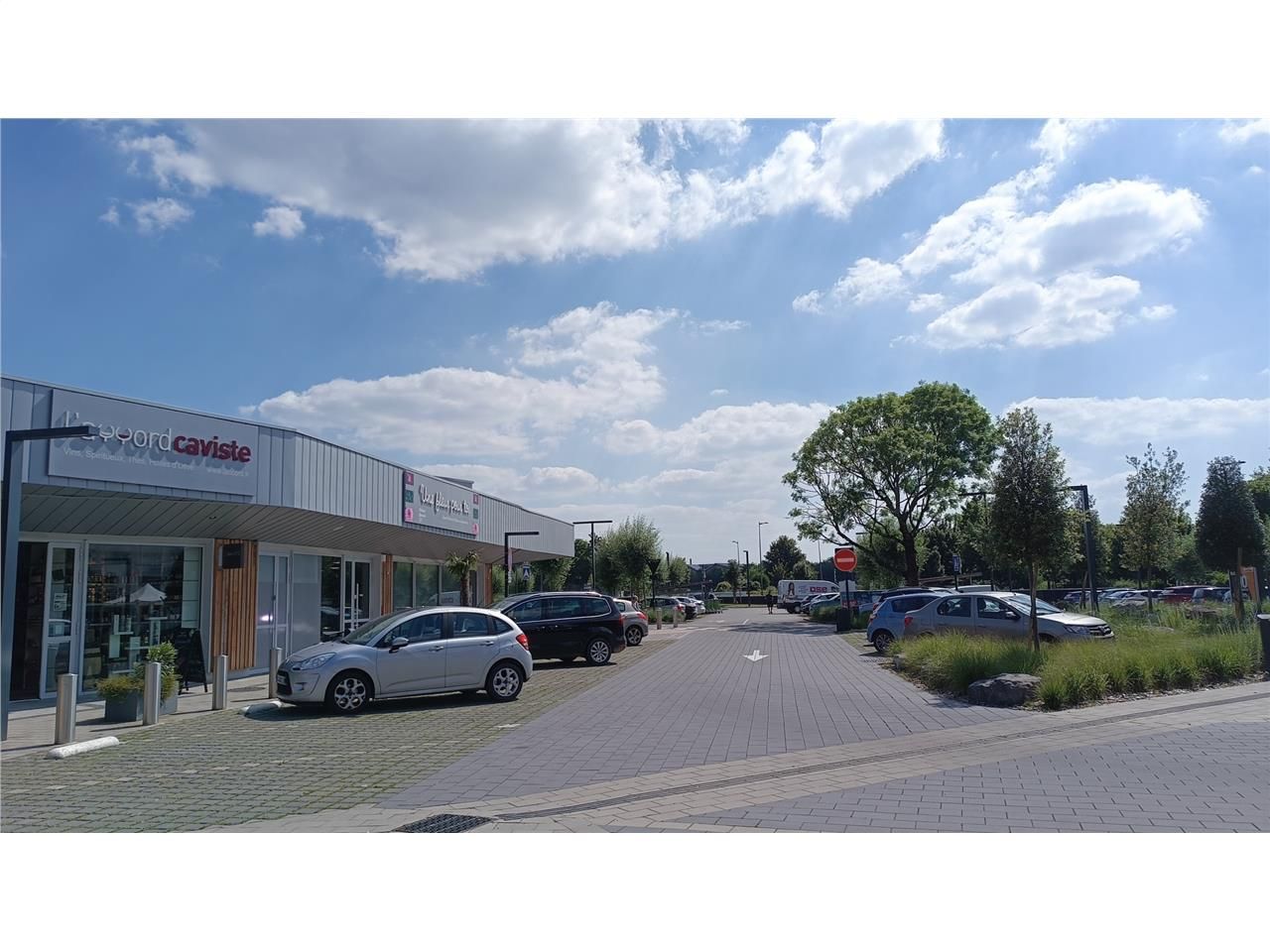 Location local commercial 111 m² à Villeneuve-d'Ascq