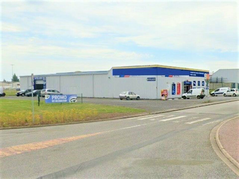 Local d'activité à louer de 800 m² - Alençon (61)