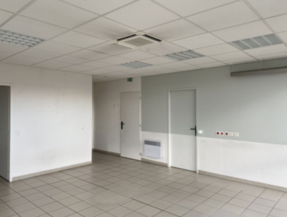 Location bureaux 100 m² non divisibles