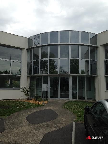 Bureaux à la location de 425 m²