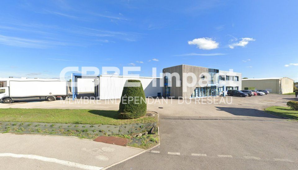 Location activité/entrepôt - 918 m²