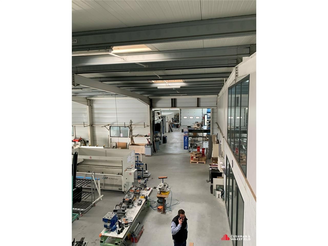 A vendre - Bâtiment d'activité indépendant 3077 m²  