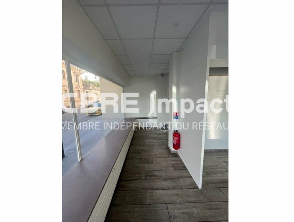 Local commercial à vendre - 3296 m²