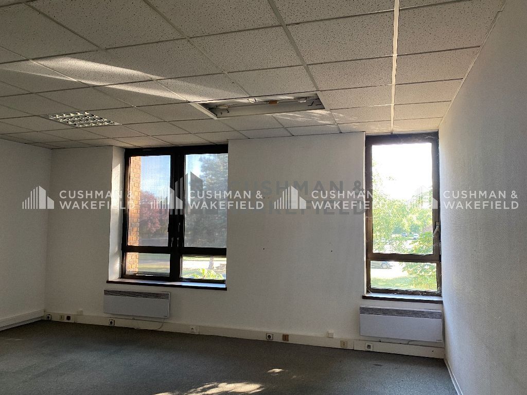 Location bureaux 118 m² non divisibles