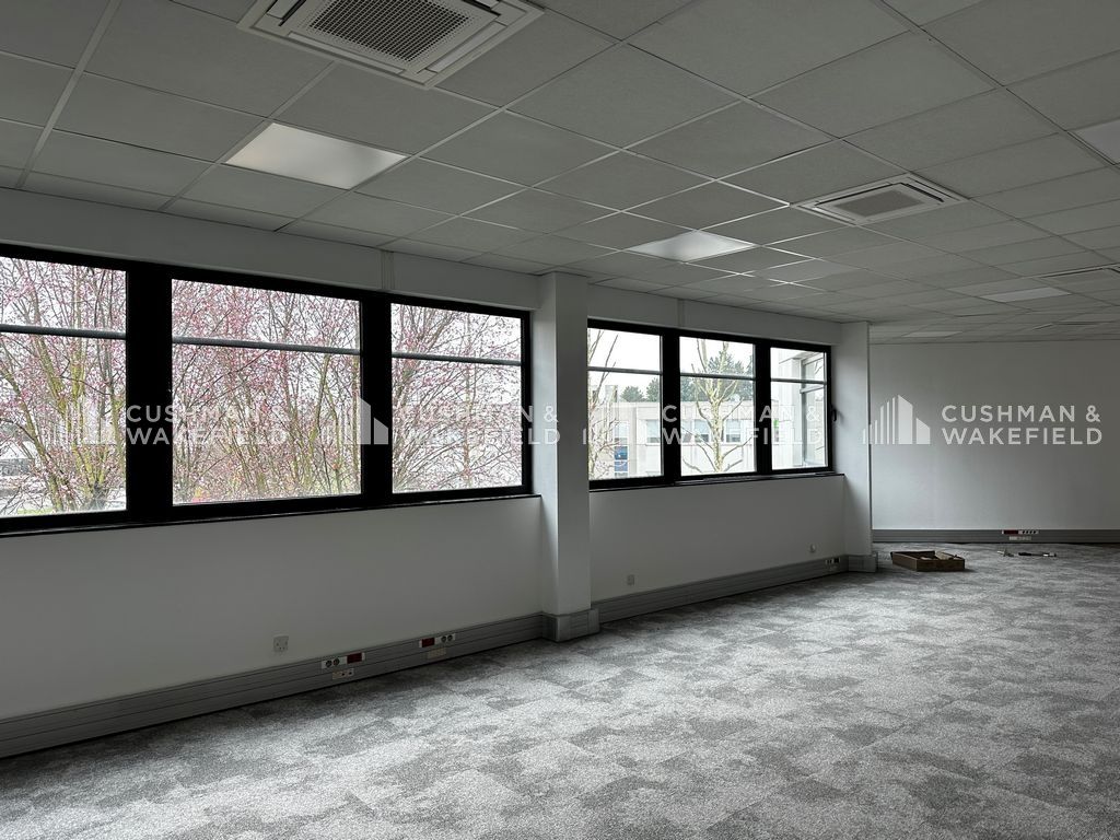 Location bureaux 176 m² non divisibles