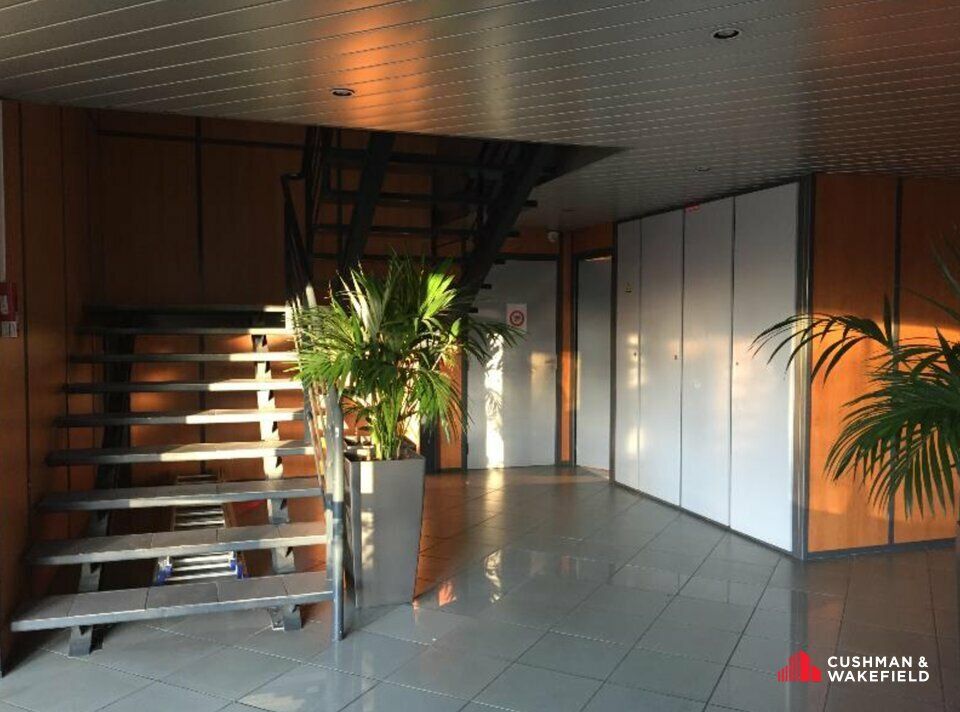 150 M² DE BUREAUX A LOUER A MERIGNAC