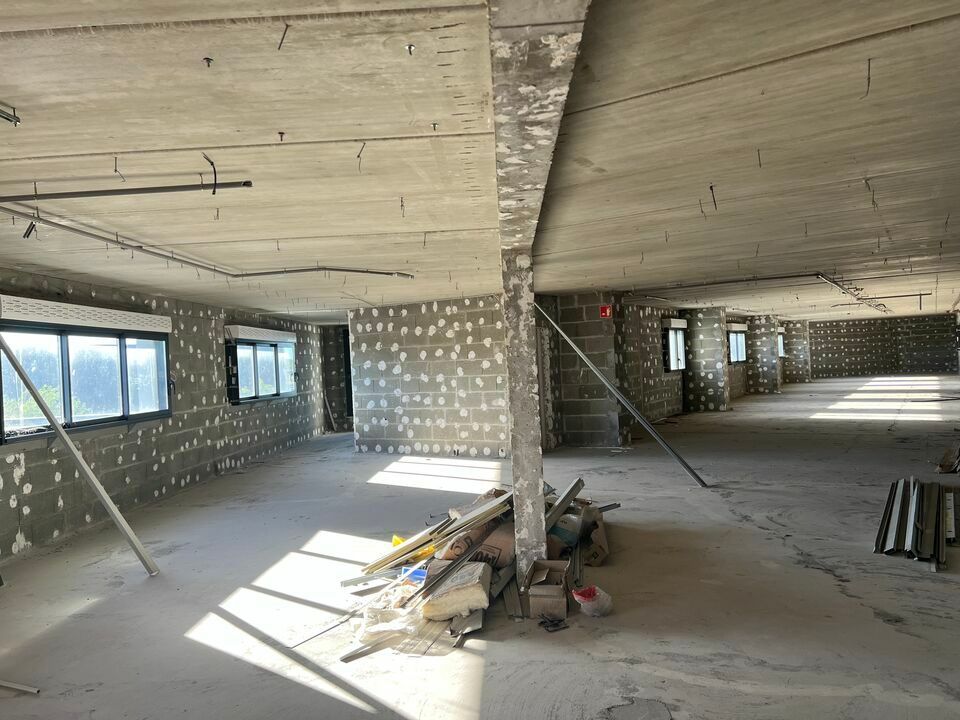 TOURS SUD EST LES YVAUDIERES - A LOUER 287 M² BUREAUX - STATIONNEMENT FACILE