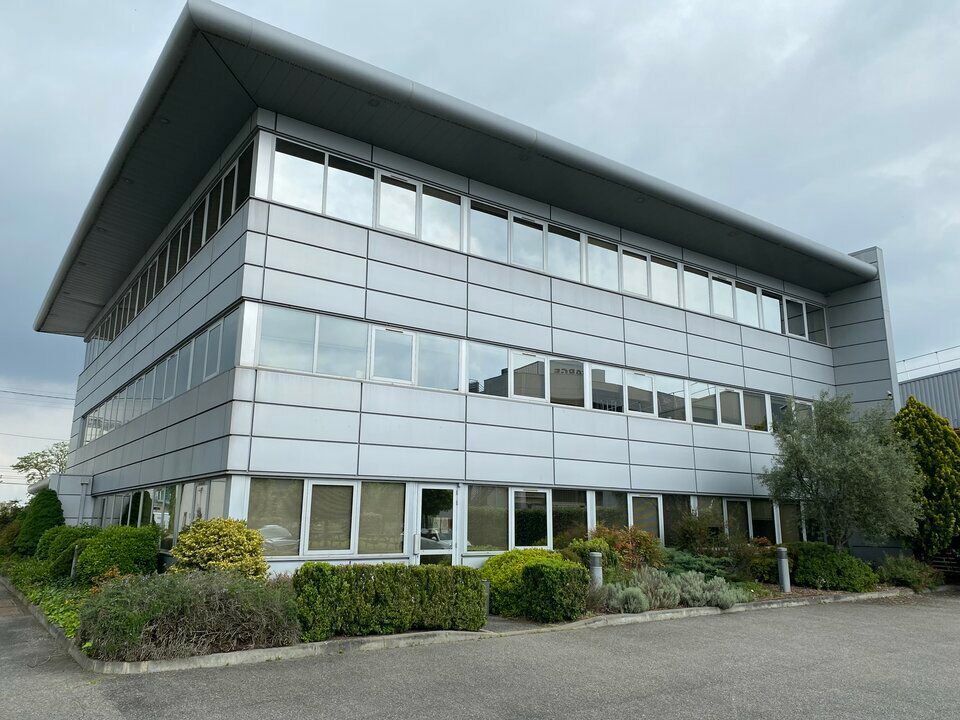 Location bureaux 1008.5 m² non divisibles