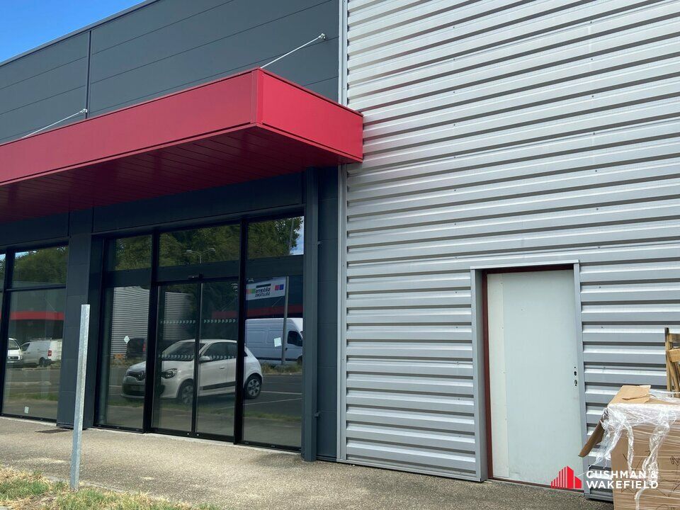 Location local commercial Libourne (33500) - 200 m²