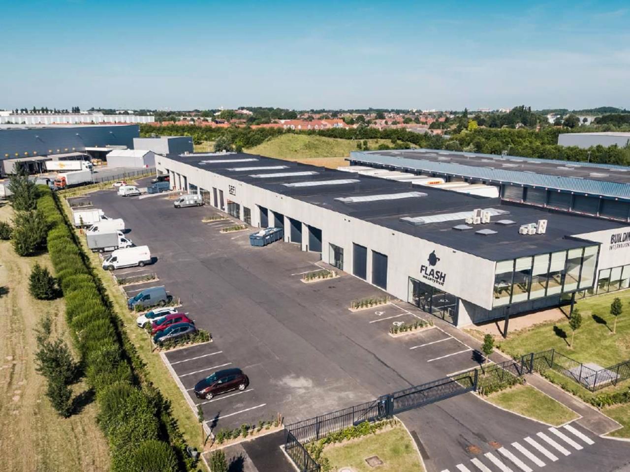 location bureaux+entrepot sainghin en mélantois 2163SC