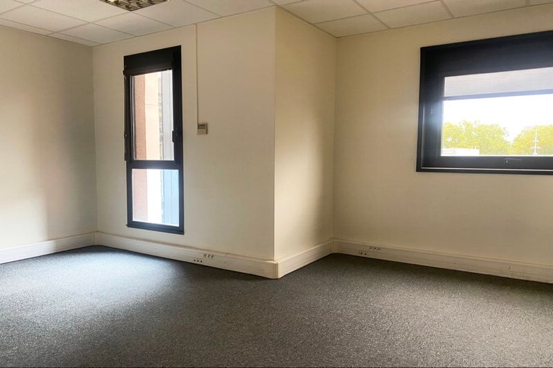 En plein cœur de la Part-Dieu, à louer 256 m² de bureaux en R+5.