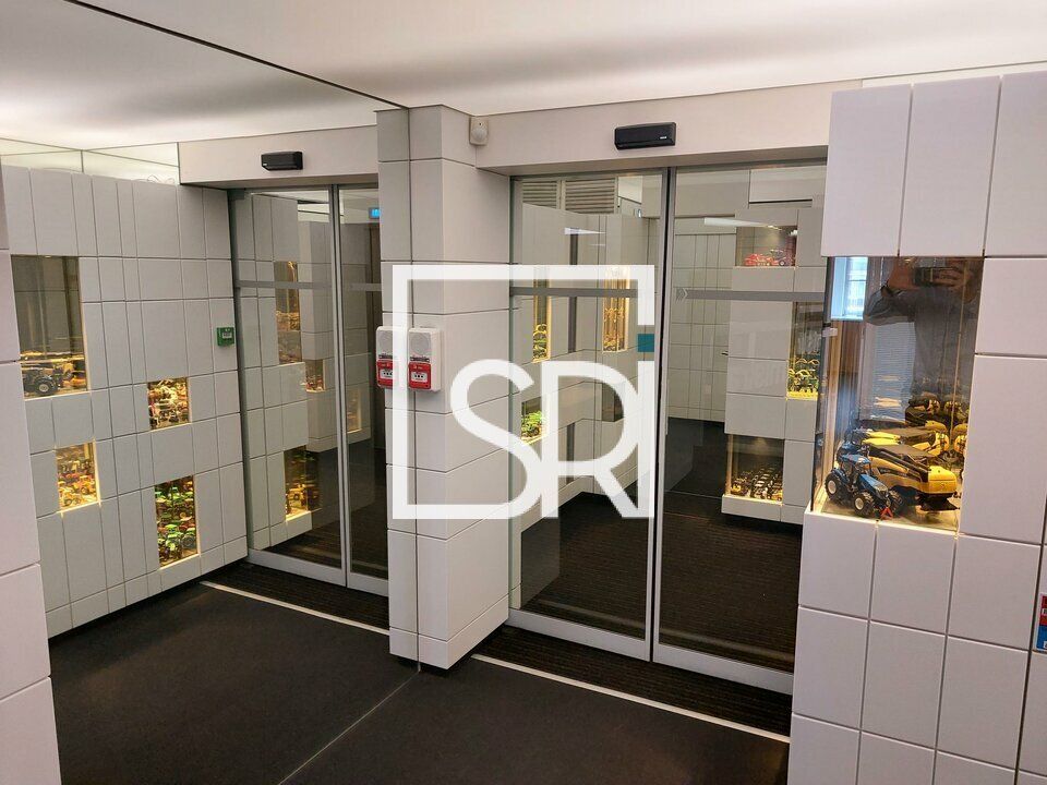Location bureaux 743 m² divisibles à partir de 301 m²