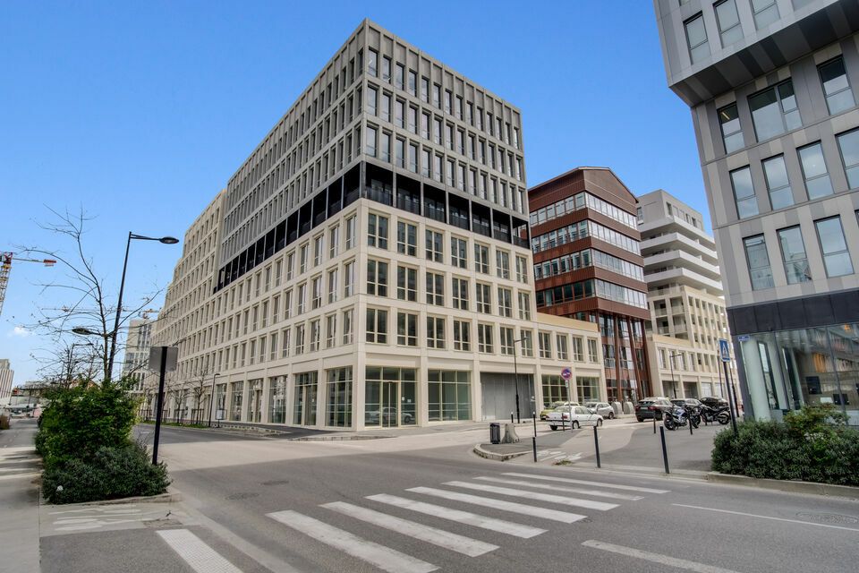 Location bureaux 1304 m² divisibles à partir de 274 m²