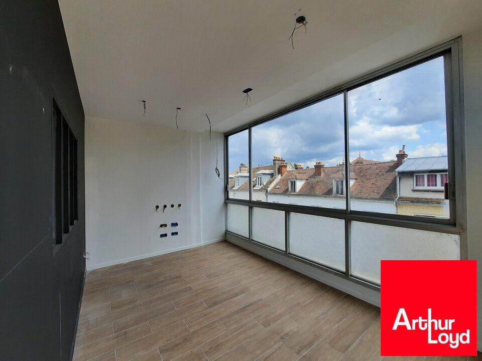 Petite surface de bureaux lumineux en centre-ville