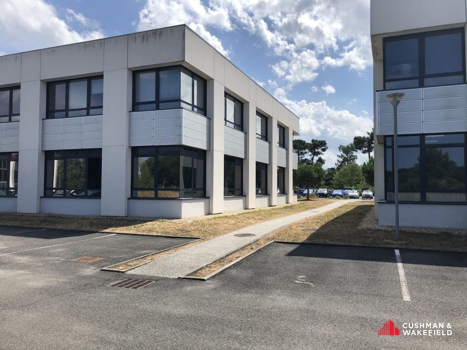 Bureaux de 646 m² à louer au sein de l'ensemble Cadera Nord