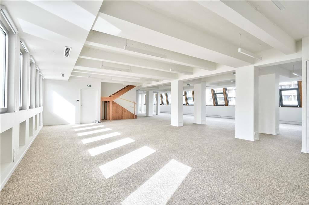 Location bureaux 675 m² divisibles à partir de 252 m²