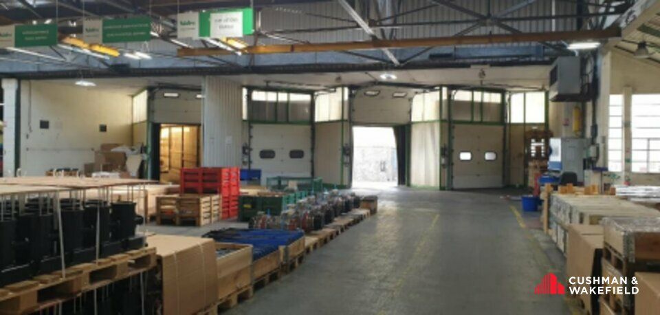 Location activité/entrepôt Angoulême (16000) - 14000 m²