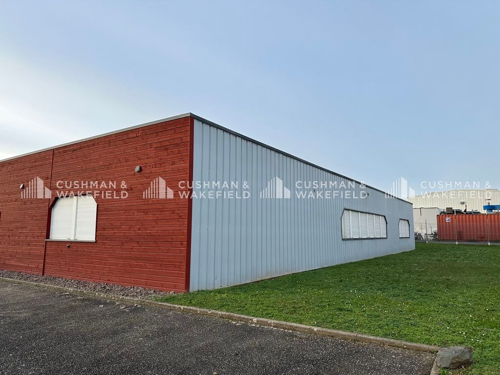 Location bureaux 590 m² divisibles à partir de 290 m²