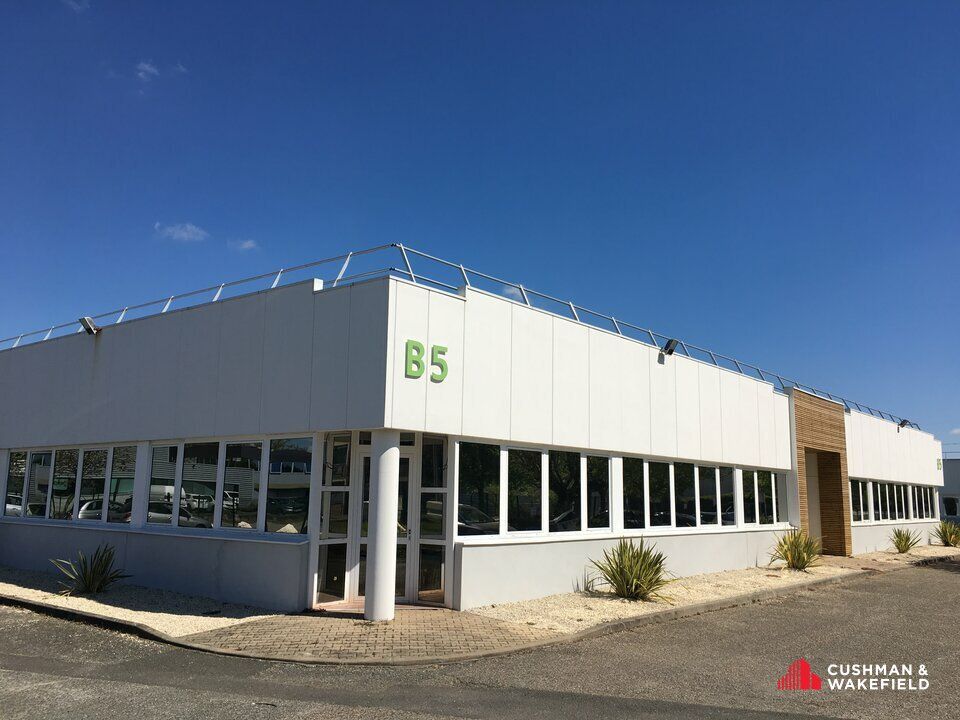 Le Haillan, Parc Héliopolis, une surface de 744 m² de bureaux à louer, divisibles à compter de 130 m²