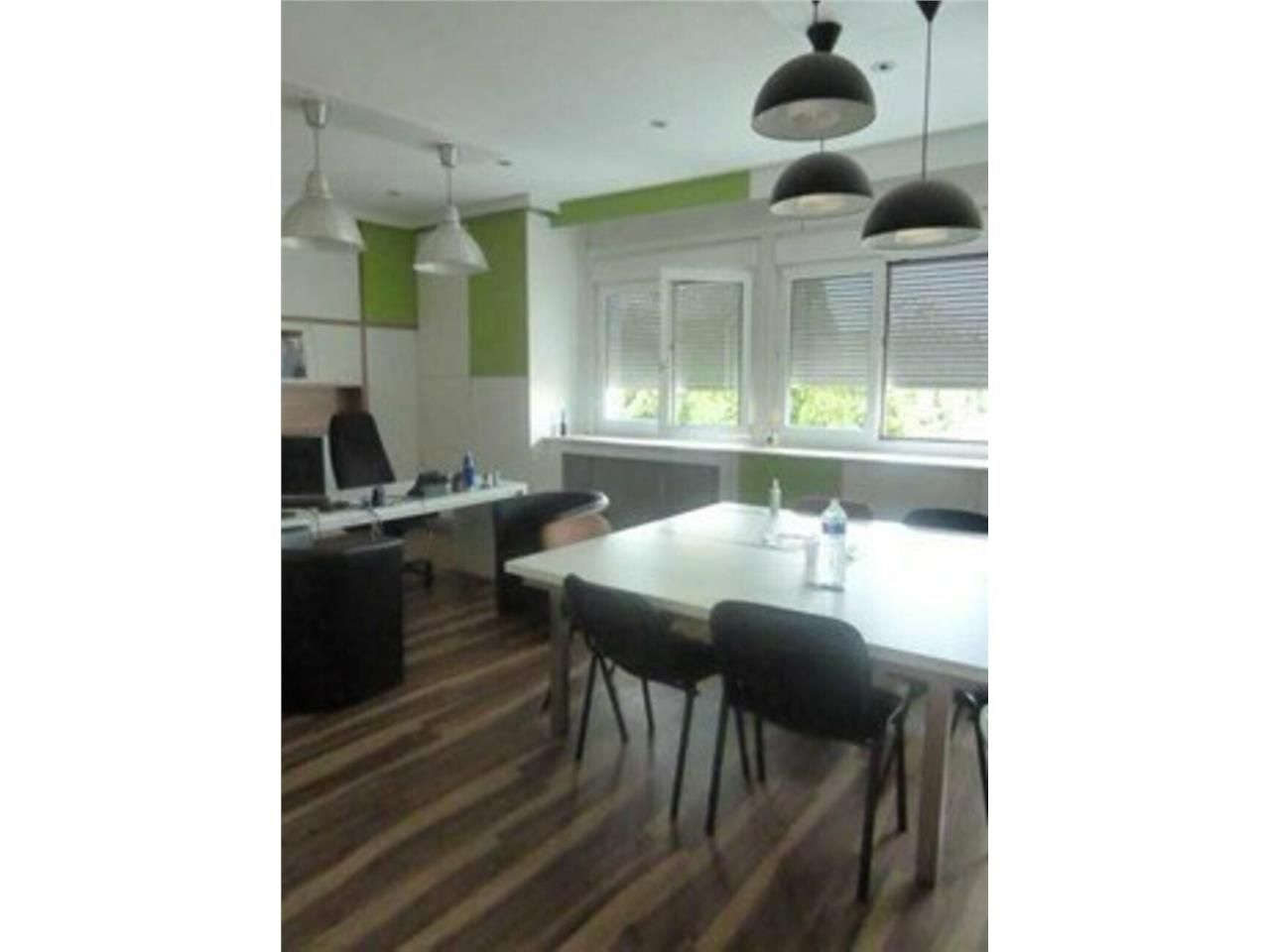 Location / vente 950 m² de bureaux avec atelier - Est de Metz