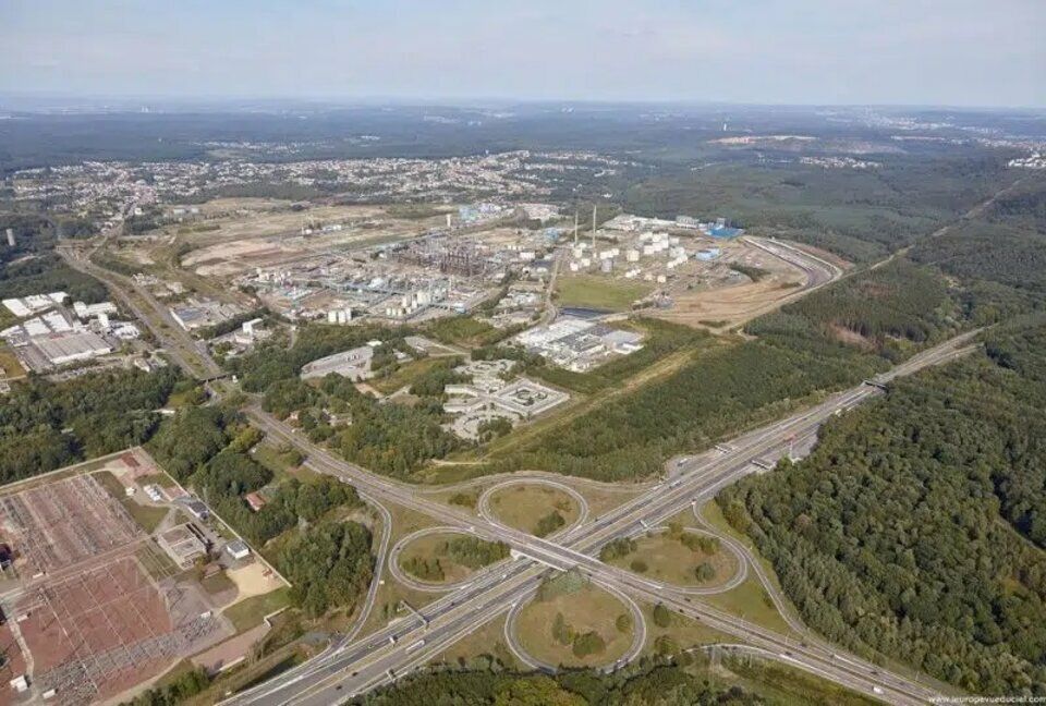 Vente terrain 80000 m² non divisibles