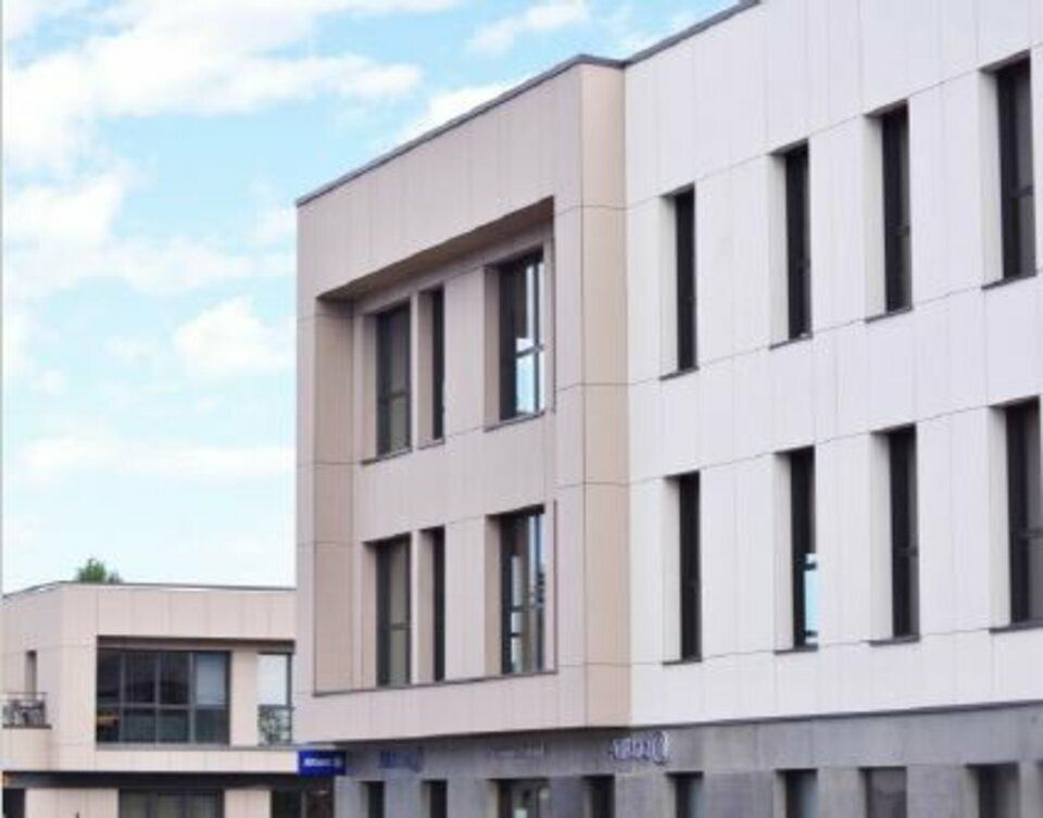 À LOUER  – BUREAUX NEUFS DÈS 82 m² – LIMAS / IMMEUBLE TERTIAIRE DE STANDING