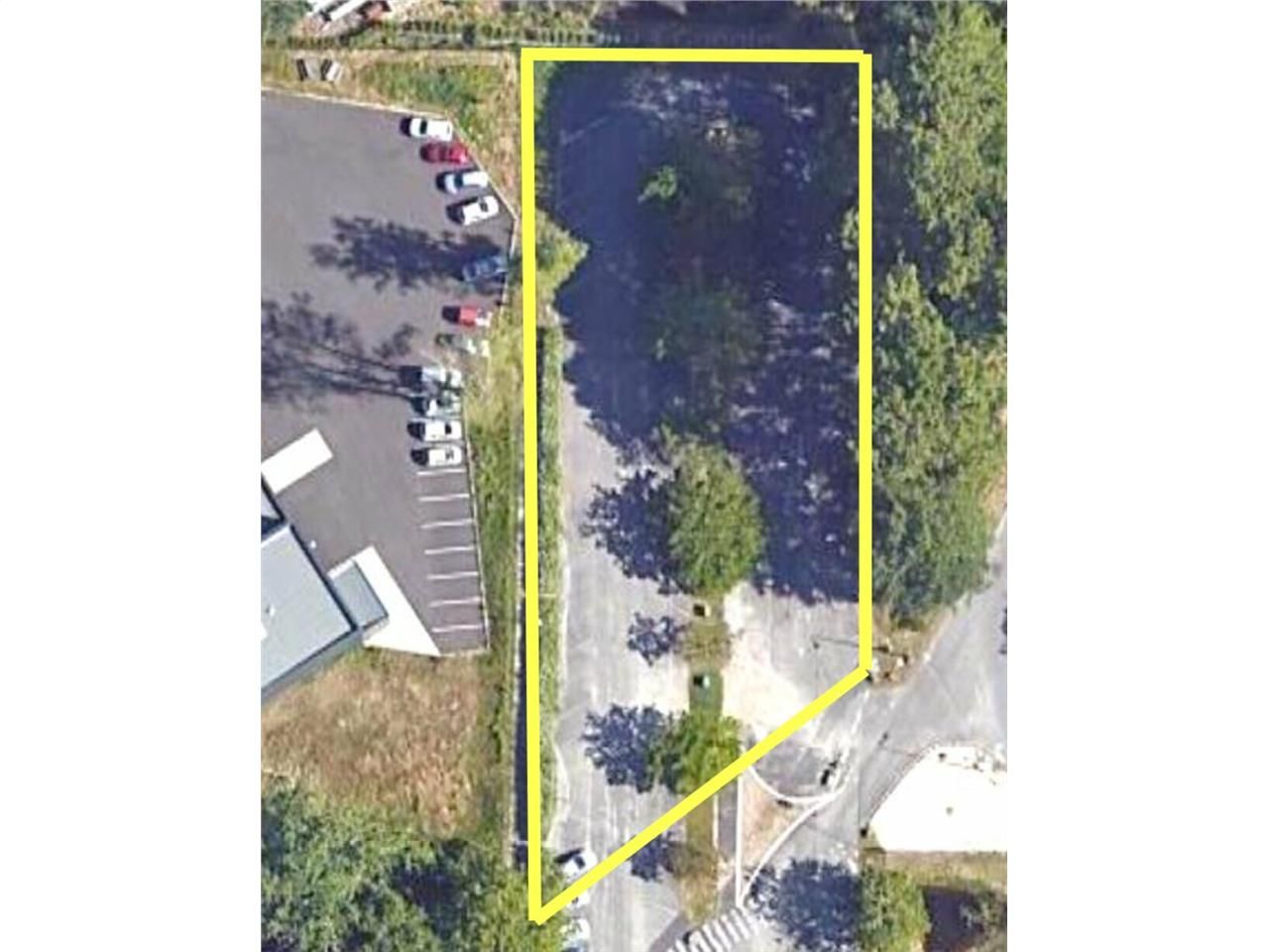 Location terrain 2527 m² non divisibles