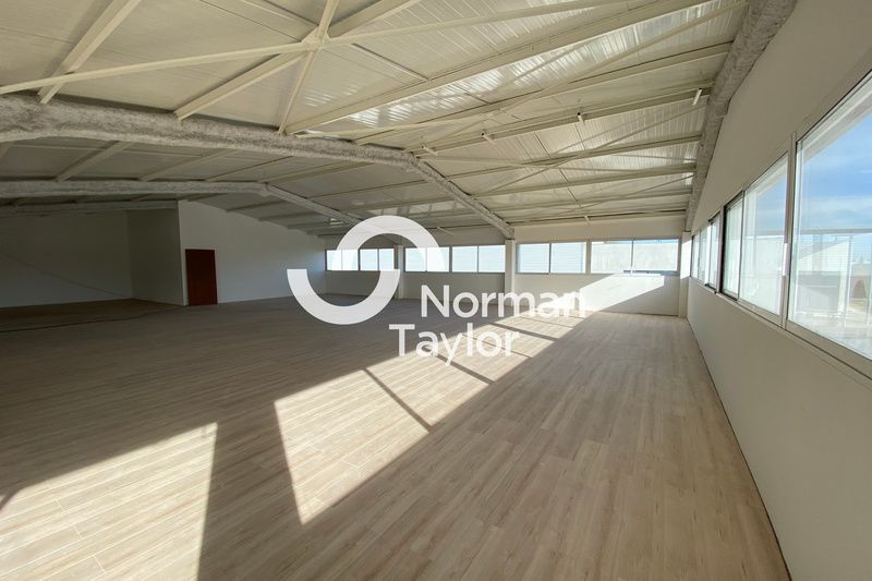 Vente bureaux 2400 m² divisibles à partir de 125 m²