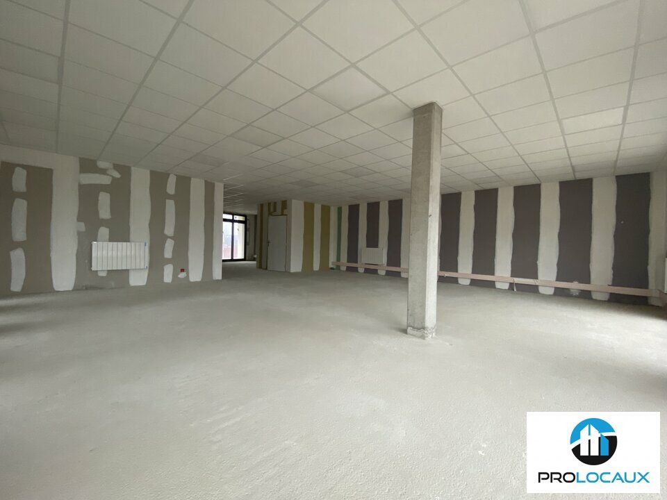 Location bureaux 113.25 m² non divisibles