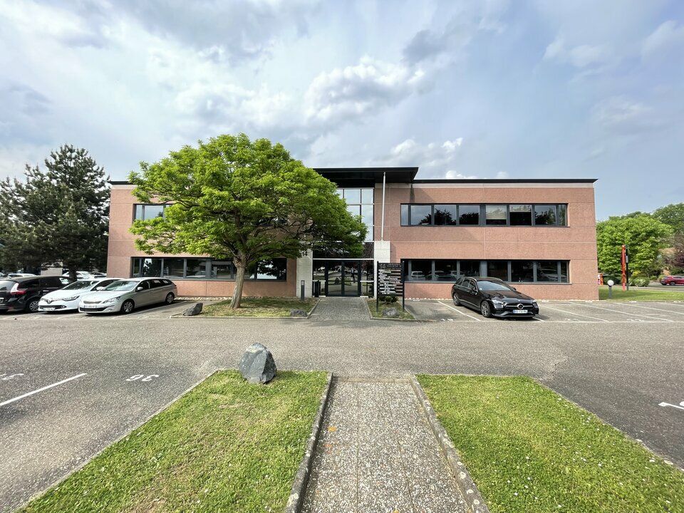 Location bureaux 65 m² non divisibles