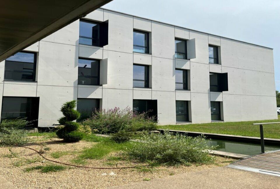 Location bureaux 2046 m² divisibles à partir de 133 m²