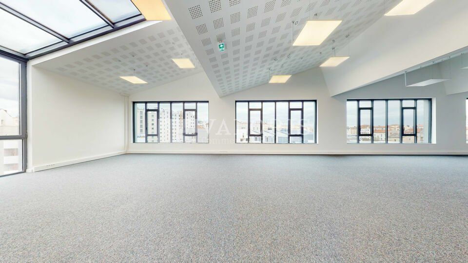 339 m² pour ce bureaux en location à Lyon 7
