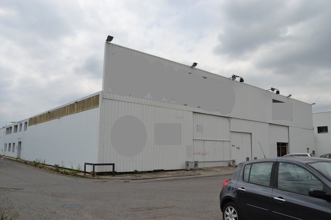 Location local commercial 950 m² à TOULOUSE