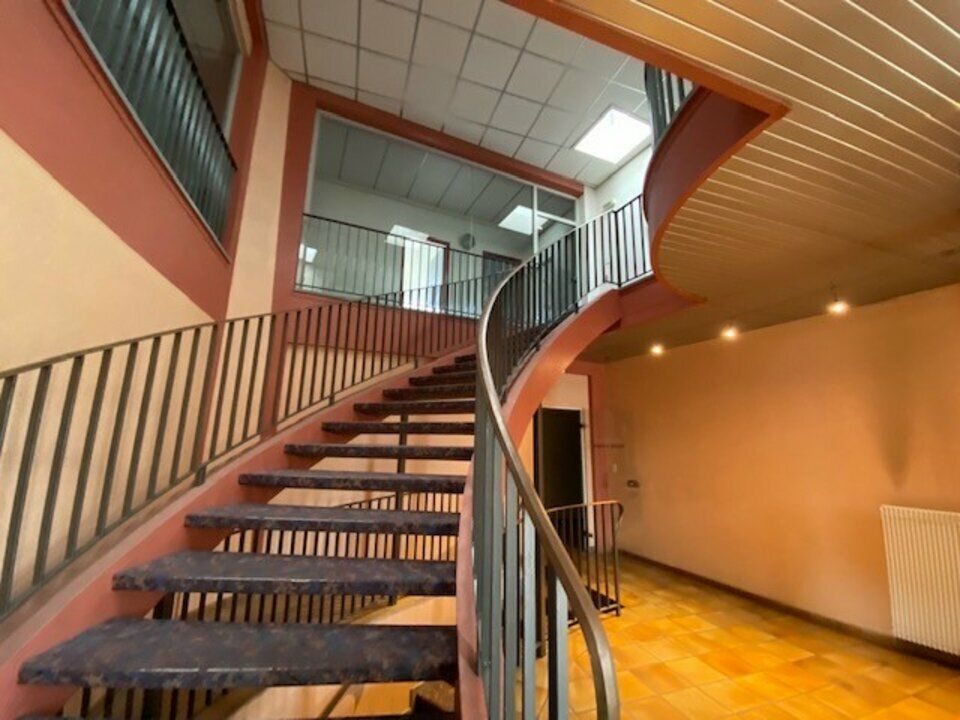 Vente bureaux 1050 m² à PORTET SUR GARONNE