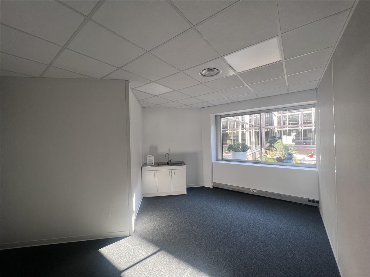 Location bureaux 400 m² à Labege