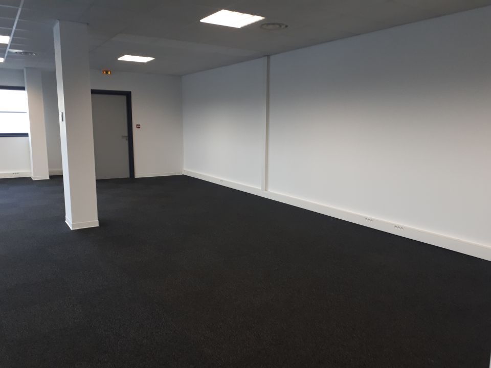 Location bureaux 150 m² à COLOMIERS