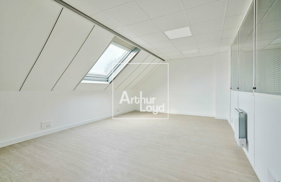 Location bureaux 1074 m² divisibles à partir de 150 m²