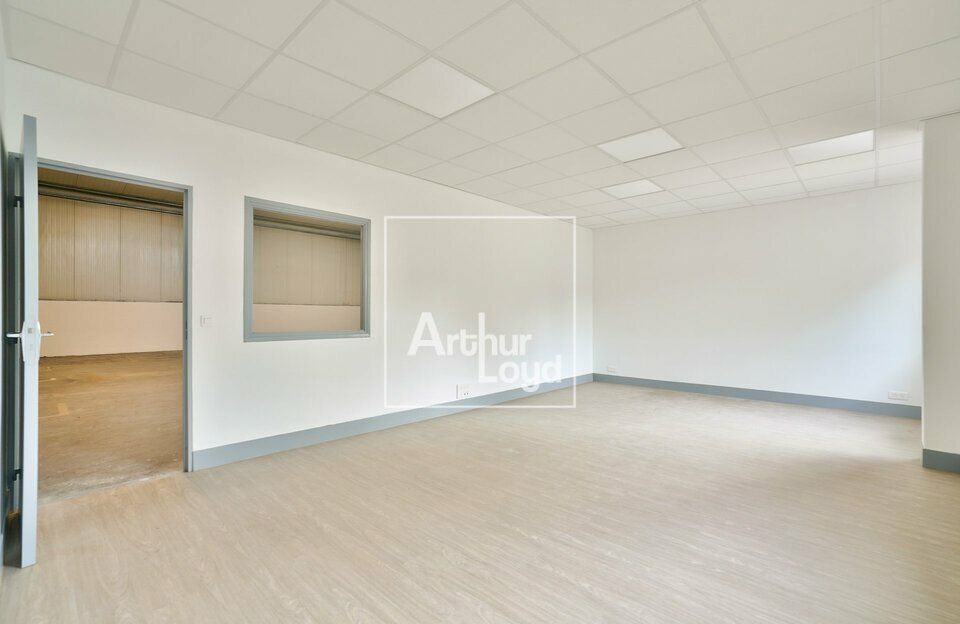 EVRY COURCOURONNES - Bureaux rénovés