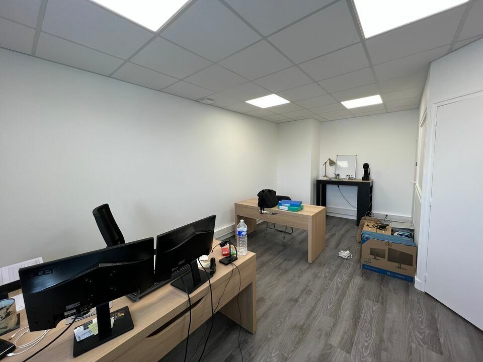 SAINT AVERTIN BUREAUX A LOUER 10 18 23 M²