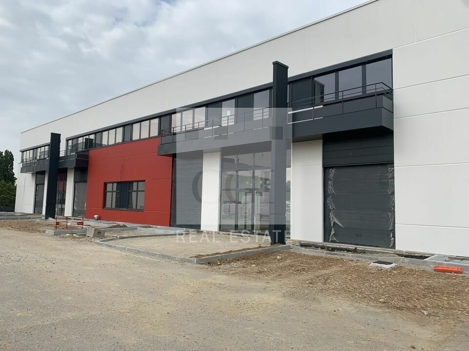 Location bureaux 167 m² divisibles à partir de 69 m²