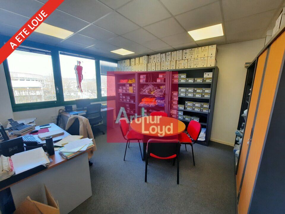 Location bureaux 83 m² non divisibles