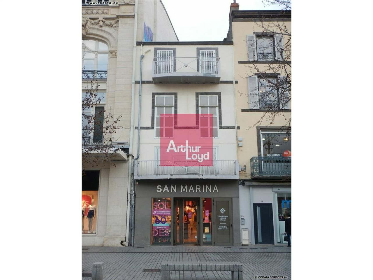 Location local commercial 348 m² non divisibles