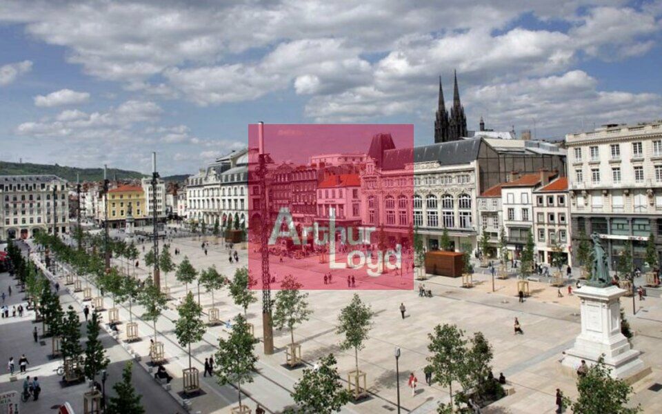 LOCAL COMMERCIAL A LOUER CLERMONT-FD PLACE DE JAUDE 348 m²