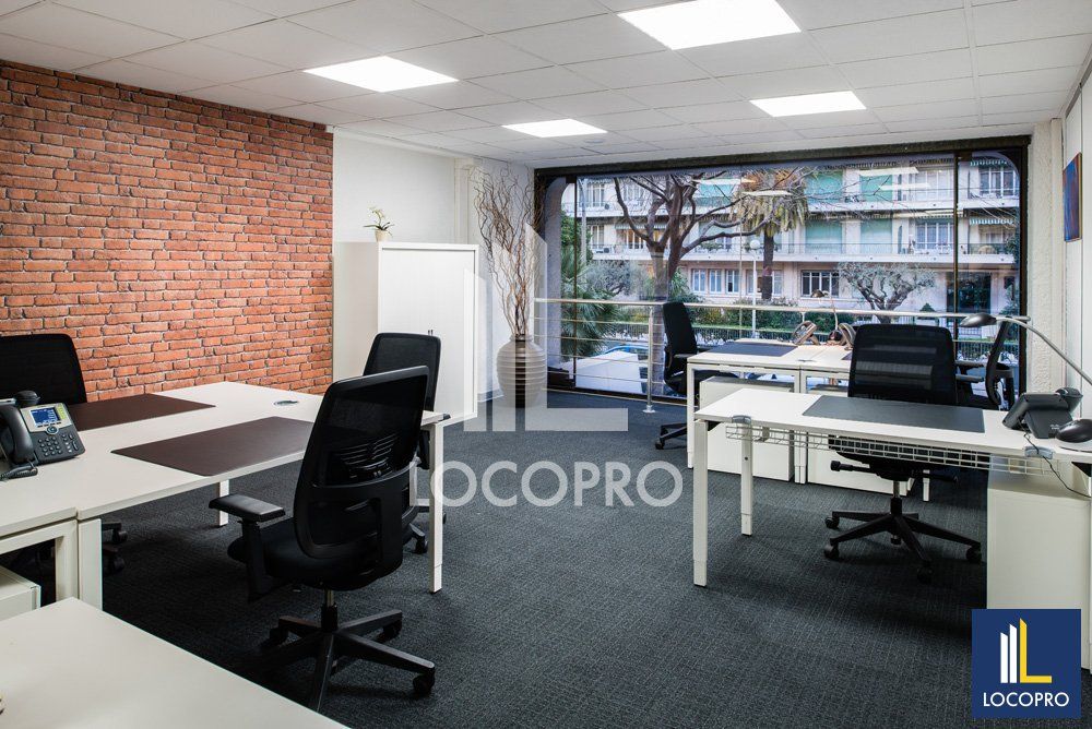 COWORKING - A LOUER - BUREAUX - 2 000 m2 DIVISIBLES - NICE CENTRE