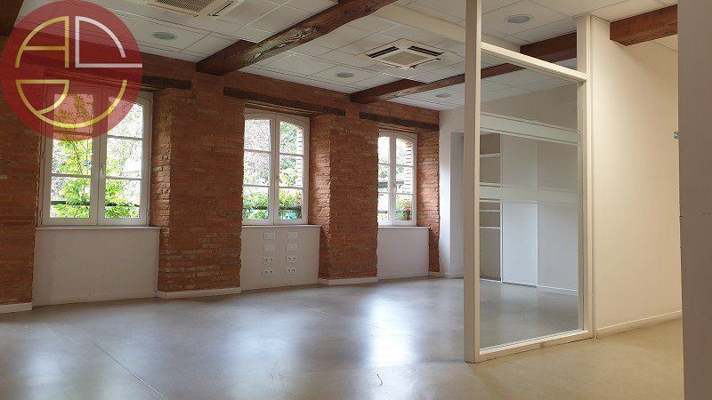 Location bureaux 418 m² à MONTAUBAN